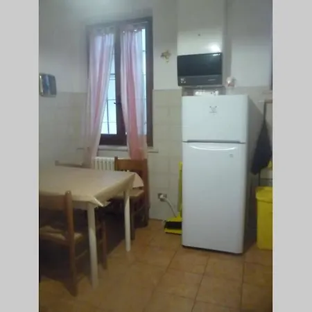 Appartamento Nel Centro Storico Di Parma *