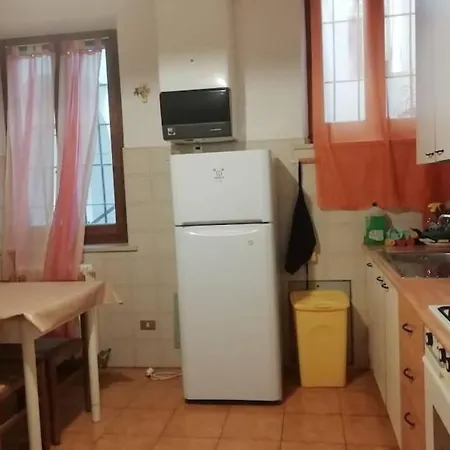Appartamento Nel Centro Storico Di Parma Lägenhet Parma